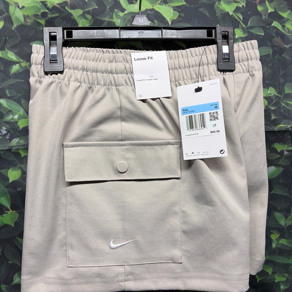 Nike Style Star Kid's Shorts stylish and new - Grey - Size M